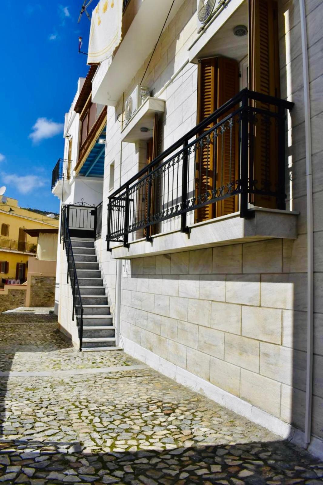 Porto Levante Ermoupoli Esterno foto
